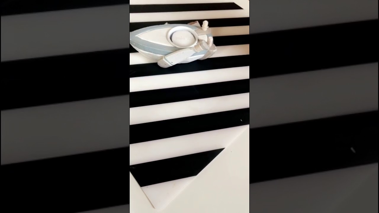 أنثى ..اذا عظيمة