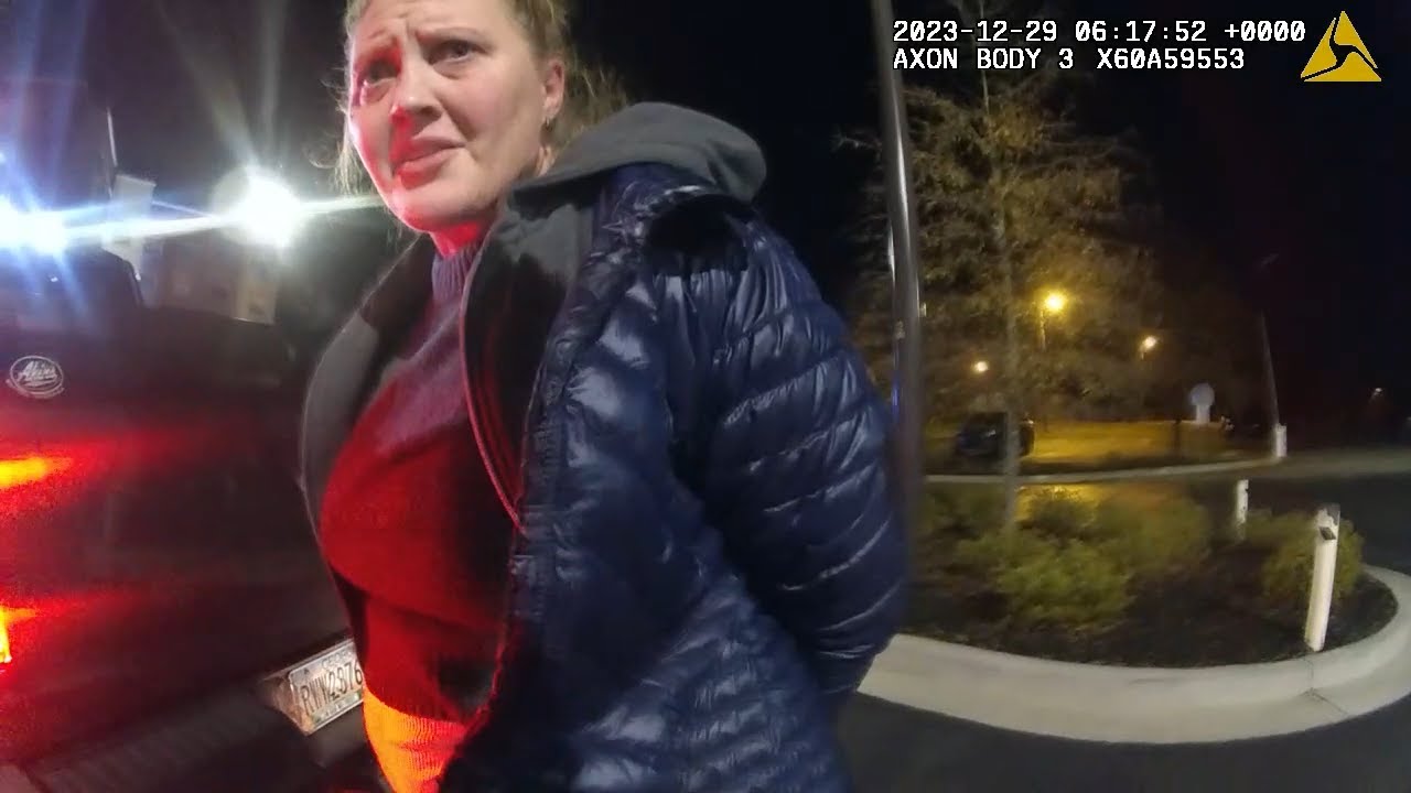 Woman Says She Was Just Meeting for Sex — Police Find 9 Pounds of Meth