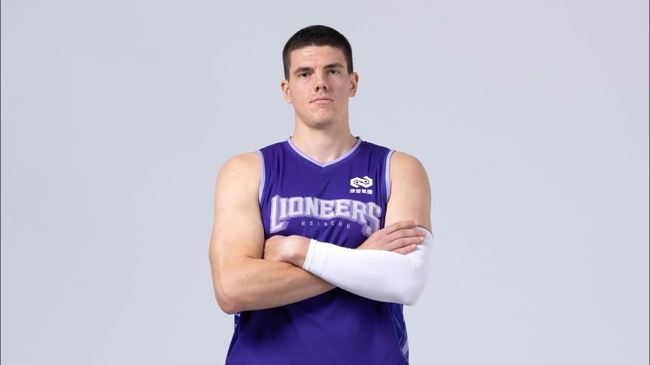 力契 Matej Radunic 2024-25