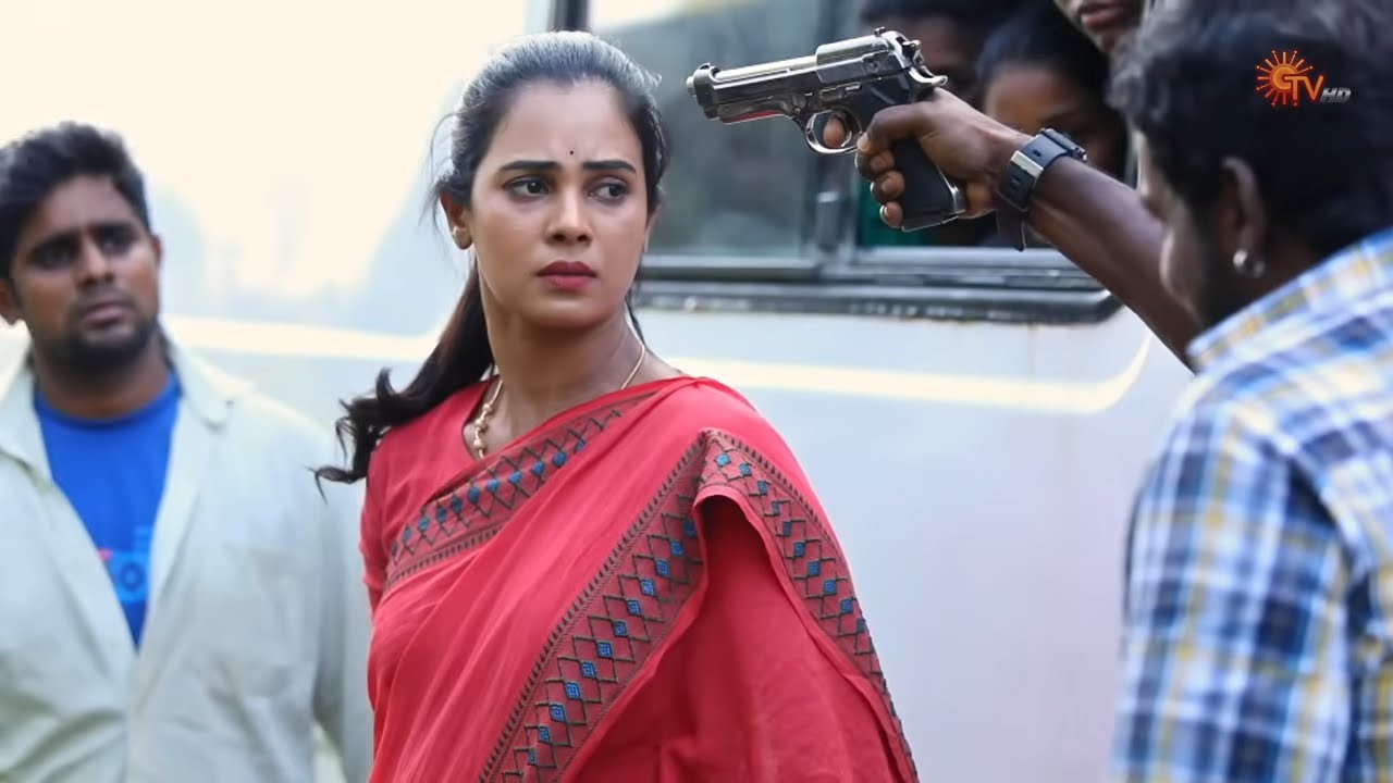 உங்கள காப்பாத்த தான் வந்திருக்கேன் | Anandha Ragam - Semma Scenes |01Dec2025 | Tamil Serial | Sun TV