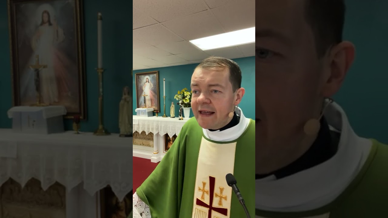 El Padre Adam Kota.