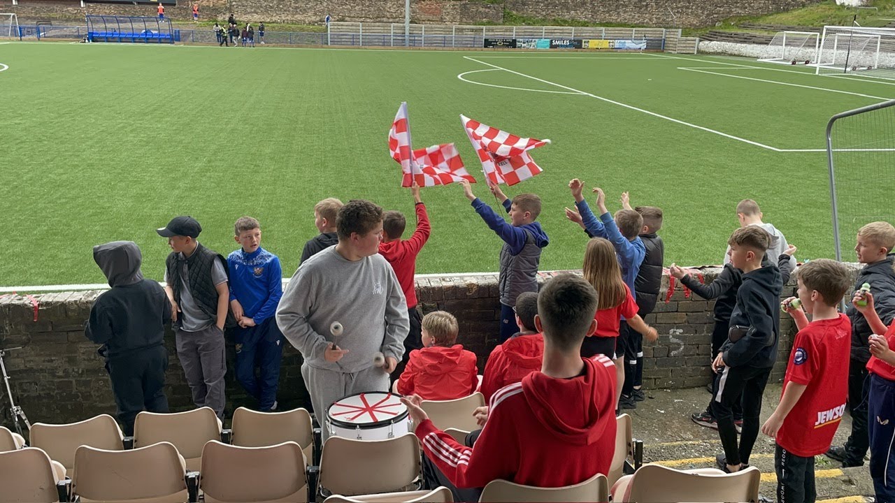 Sauchie Ultras - The Red Army