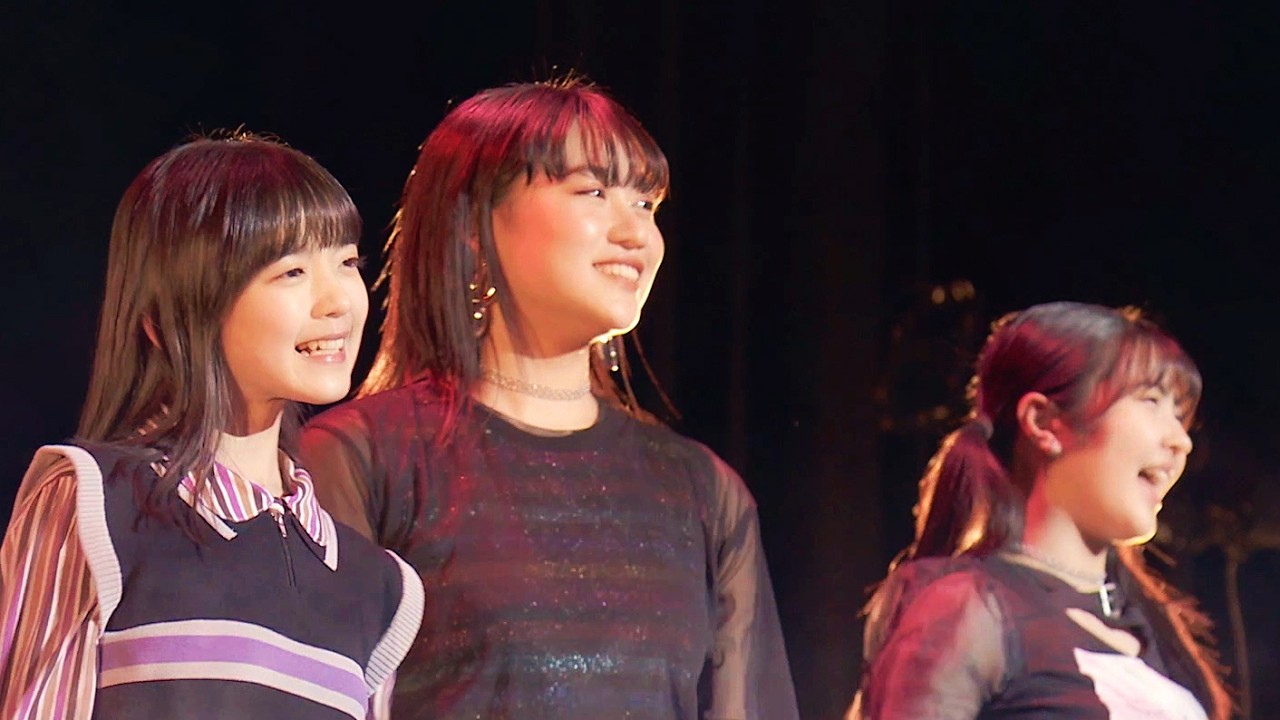 佐々木莉佳子・松本わかな・岡村美波「言えずのI LOVE YOU」（KAN cover）