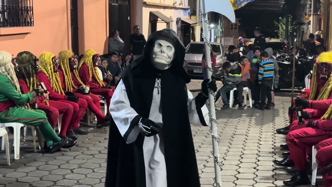 La muerte - Baile Folclórico La Legión de los 24 diablos en Ciudad Vieja Sacatepéquez.