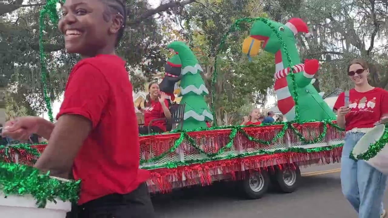 Mount Dora Florida Christmas Parade 🎄 2025