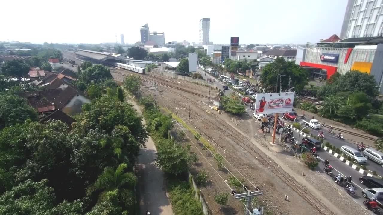 PERCABANGAN MATI DI STASIUN TERTUA SOLO | Ada Loko Uap D 52099 & D 1410 di Stasiun Purwosari