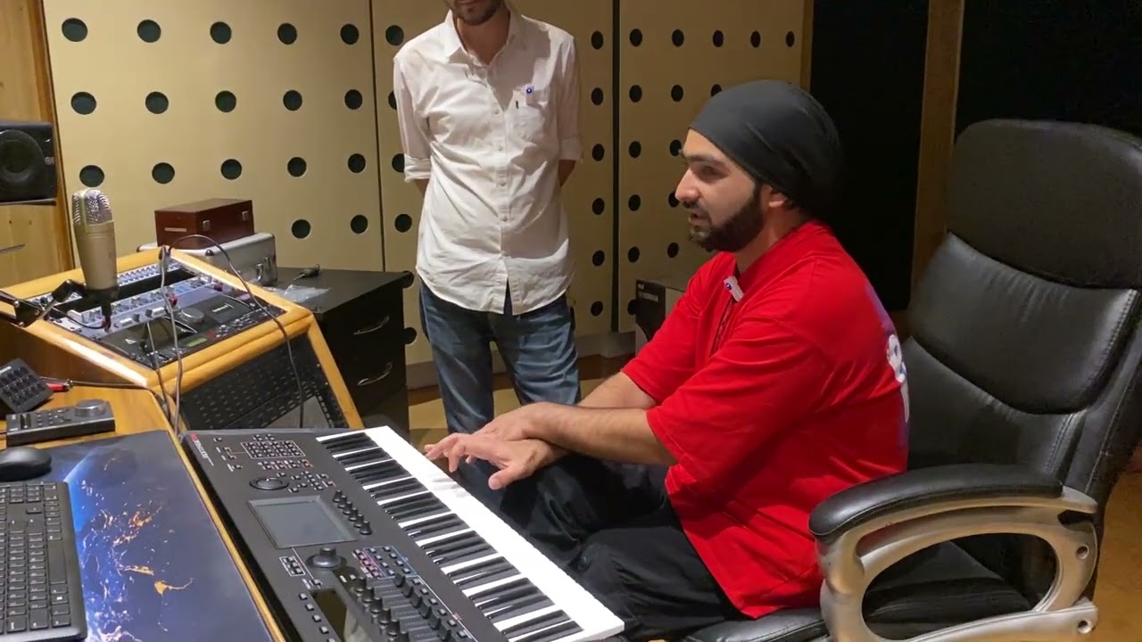 Yamaha Montage M6 vs Old Roland Fantom G6 and XP60