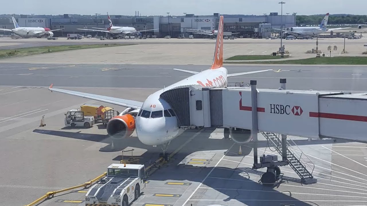 easyJet London Gatwick to Geneva A319 [Full HD]