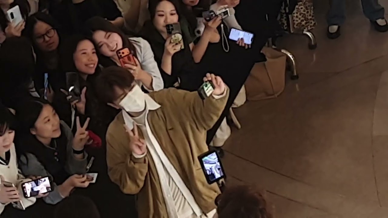 張敬軒-prada White Sun Popup Event