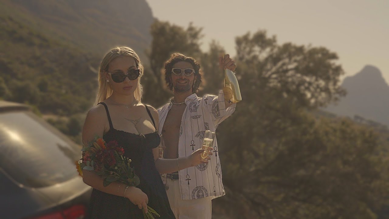 Livio - Bin Ein Star (Official Music Video)