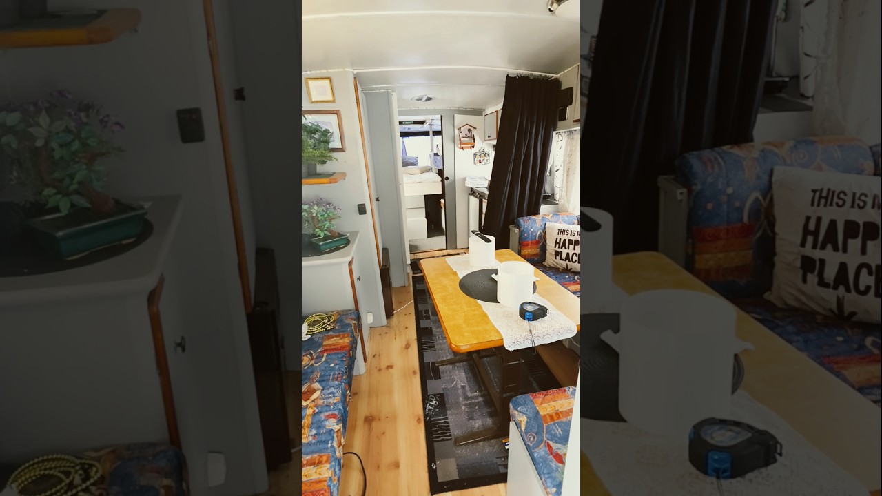 Update from the beast. 🥶 #husbil #1k #norja #automobile #bobil #travel #norwaylife #vanlife 🤔🤔