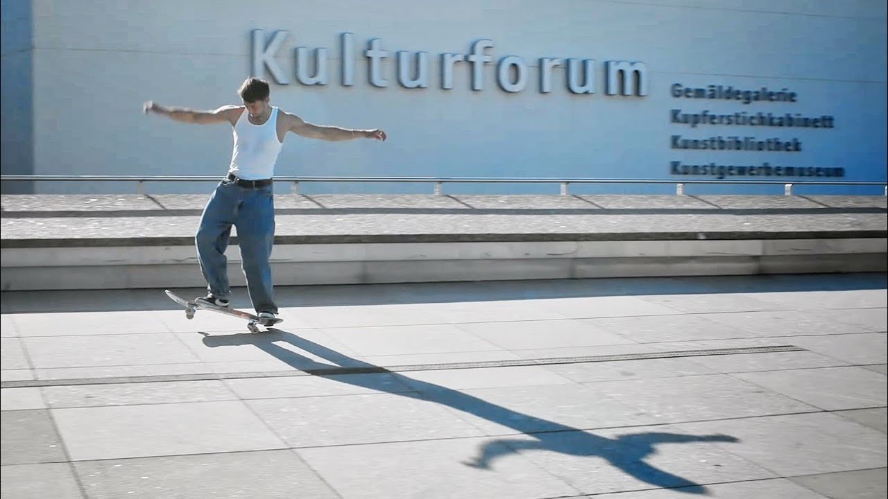 Skater-Portrait: Toni am Kulturforum Berlin | @Skateshop24 @ufo_filmgeraet @thrillskateboards3355
