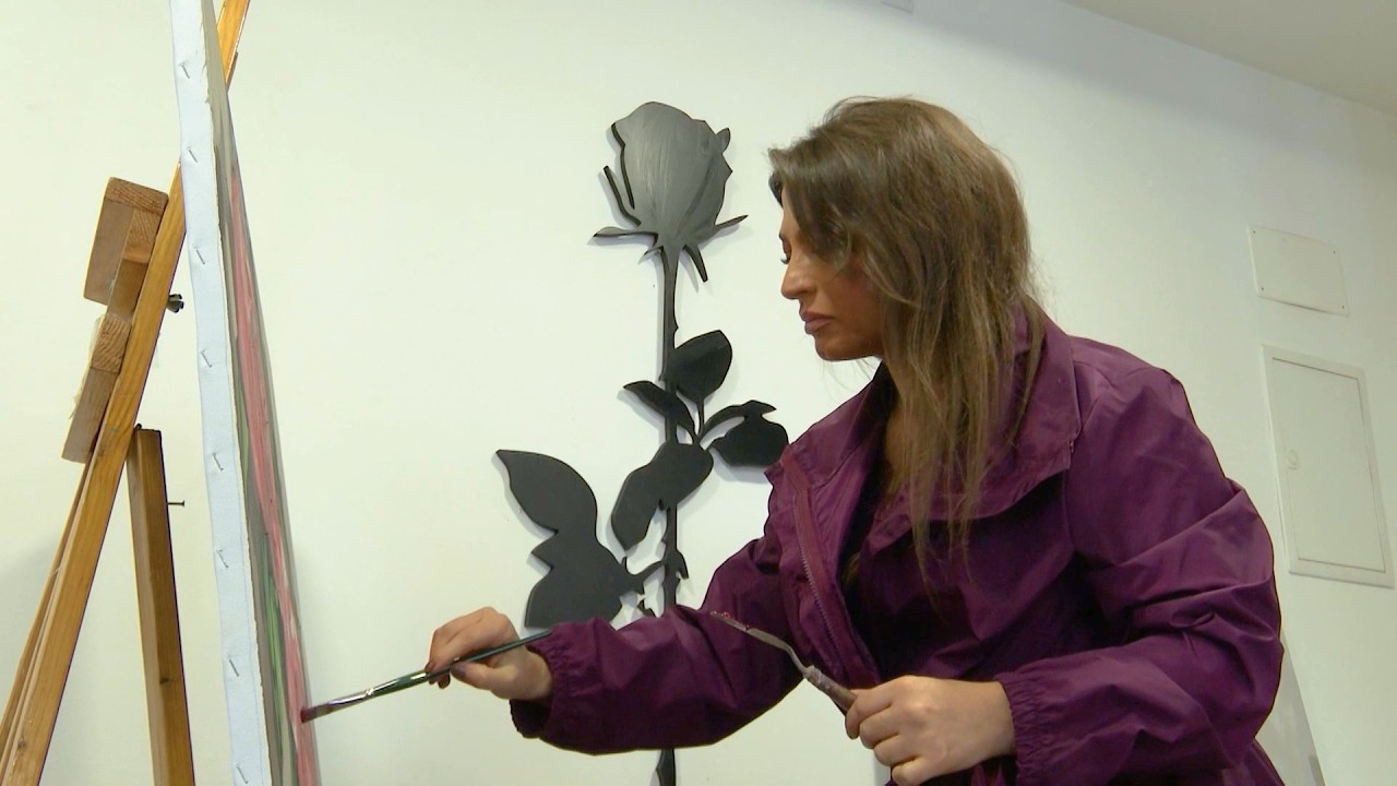 Brenda botës krijuese të artistes Besa Dauti – Ritmi i Ditës – TVM2