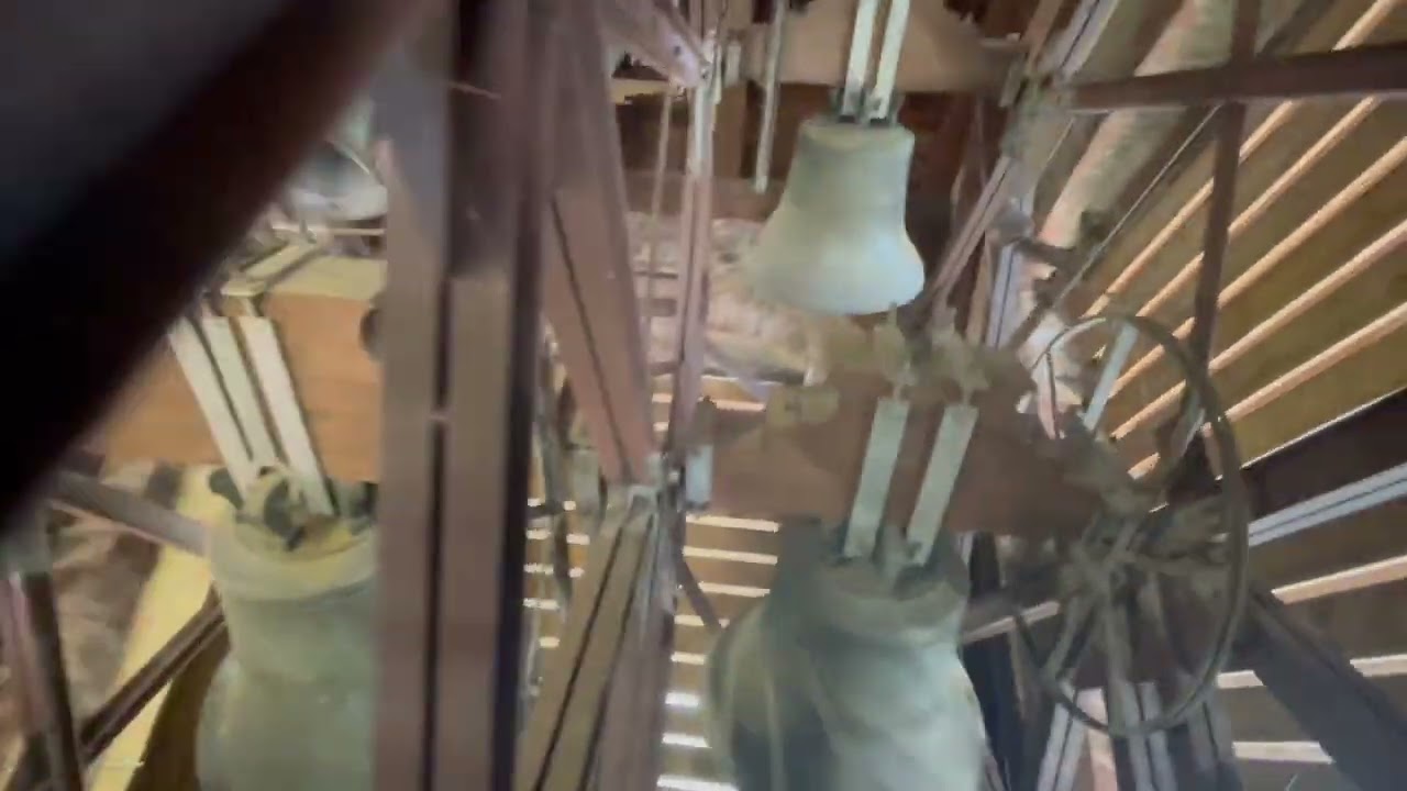 Glockenläuten der Kath. Pfarrkirche St. Martin in Appenweier-Urloffen