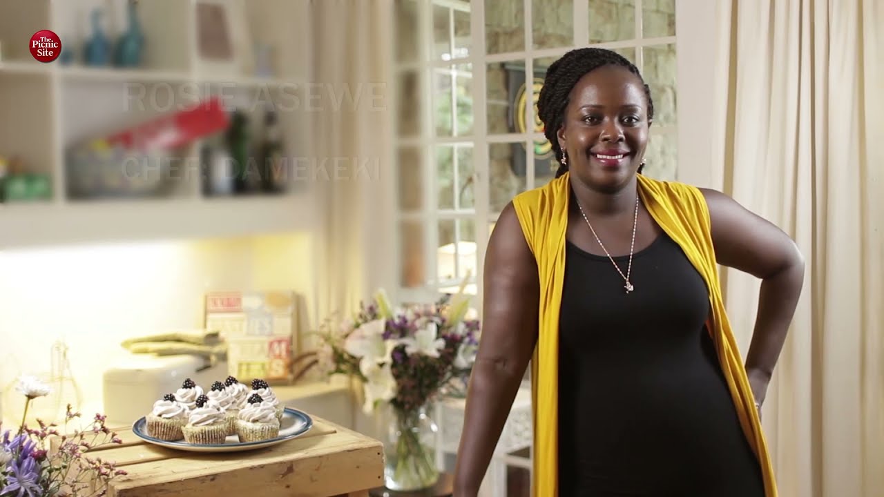 The Picnic Site - Blueberry and Blackberry Cupcake Recipe