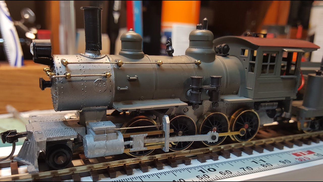 RoundHouse 2-8-0 Locomotive build