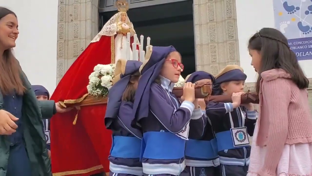 Procesión infantil del Colegio 