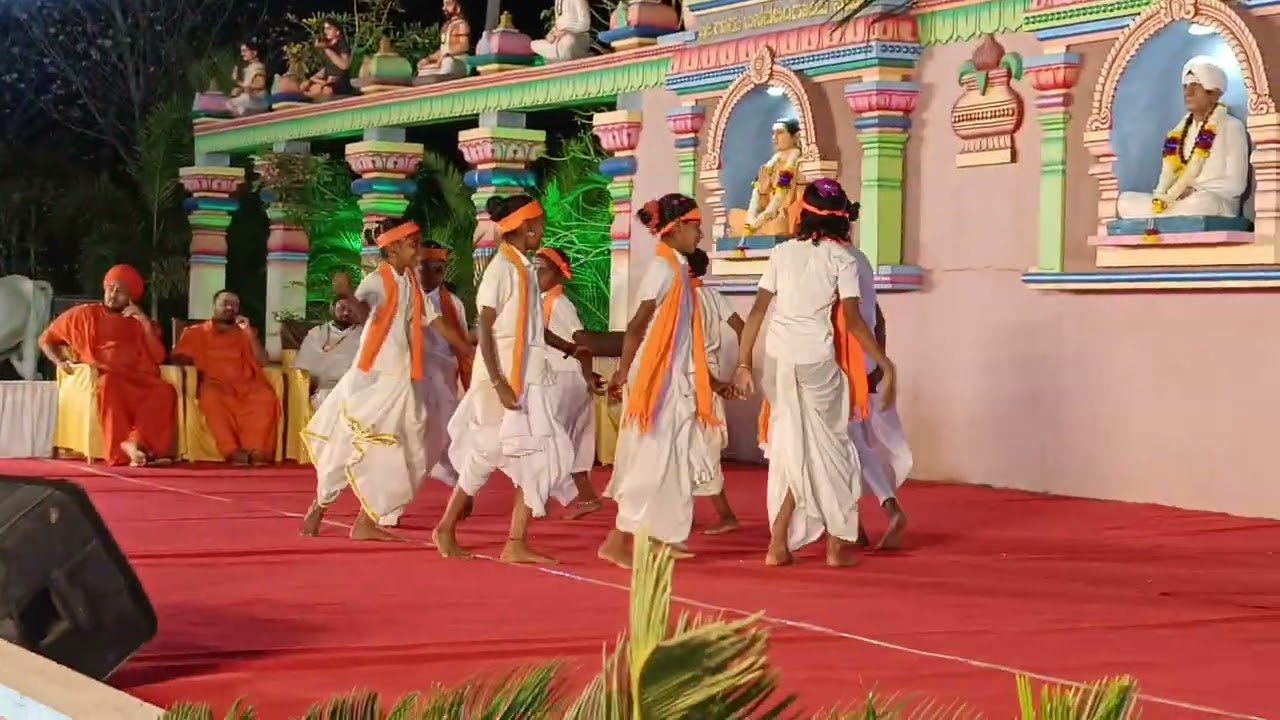 ಏಳು ಮಲೆ ಮ್ಯಾಲೇರಿ..dance..ಮಣಕವಾಡ ಅಜ್ಜನ ಸಂಭ್ರಮ ಜಾತ್ರಾ ಮಹೋತ್ಸವ-2026..GHPS ಬೆನ್ನೂರ ಶಾಲಾ ಮಕ್ಕಳ ನೃತ್ಯ..