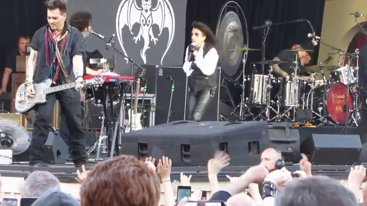 HOLLYWOOD VAMPIRES * As Bad As I Am * Gröna Lund 2016