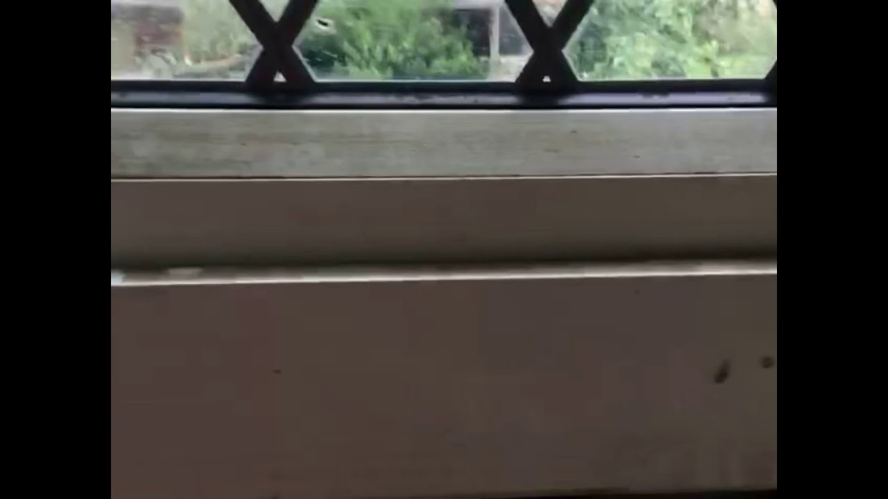 How To Clean uPVC Windows Frame #windowframe #uPVC #cleaning