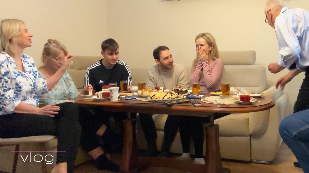 CO U NAS SŁYCHAĆ PO ŚWIĘTACH? 🎄WIZYTA U DZIADKA  & JEDZIEMY RAZEM DO KINA 🎞️