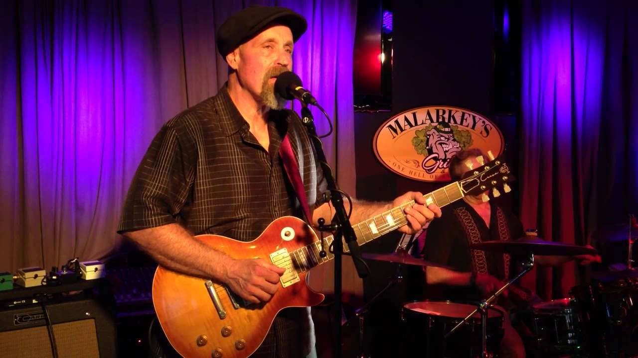 Steve Freund plays Larry Corsa LCPG Peter Green Rollin' Man