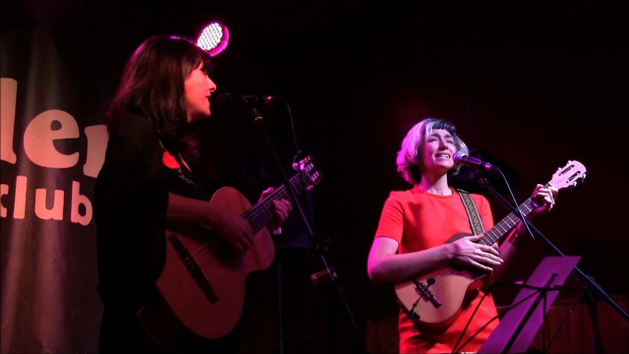Georgina Hassan y Laura Ledesma - El pájaro