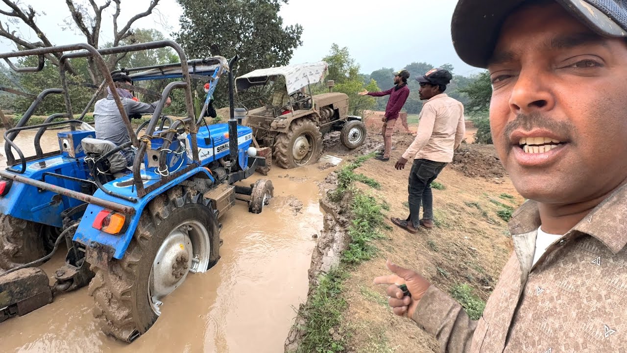 Bad day, Sonalika and Eicher tractor got badly stuck, water came here