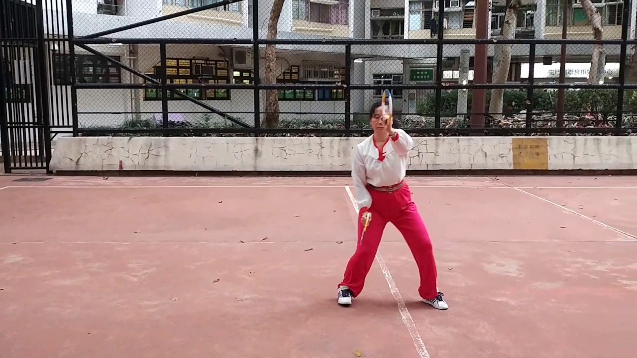 木蘭雙圈miss leung正面示範,屯門木蘭拳會