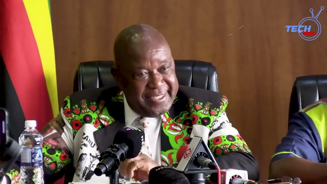 Christopher Mutsvangwa heaps praise on war veteran Blessed Geza, despite the shocking funeral snub!