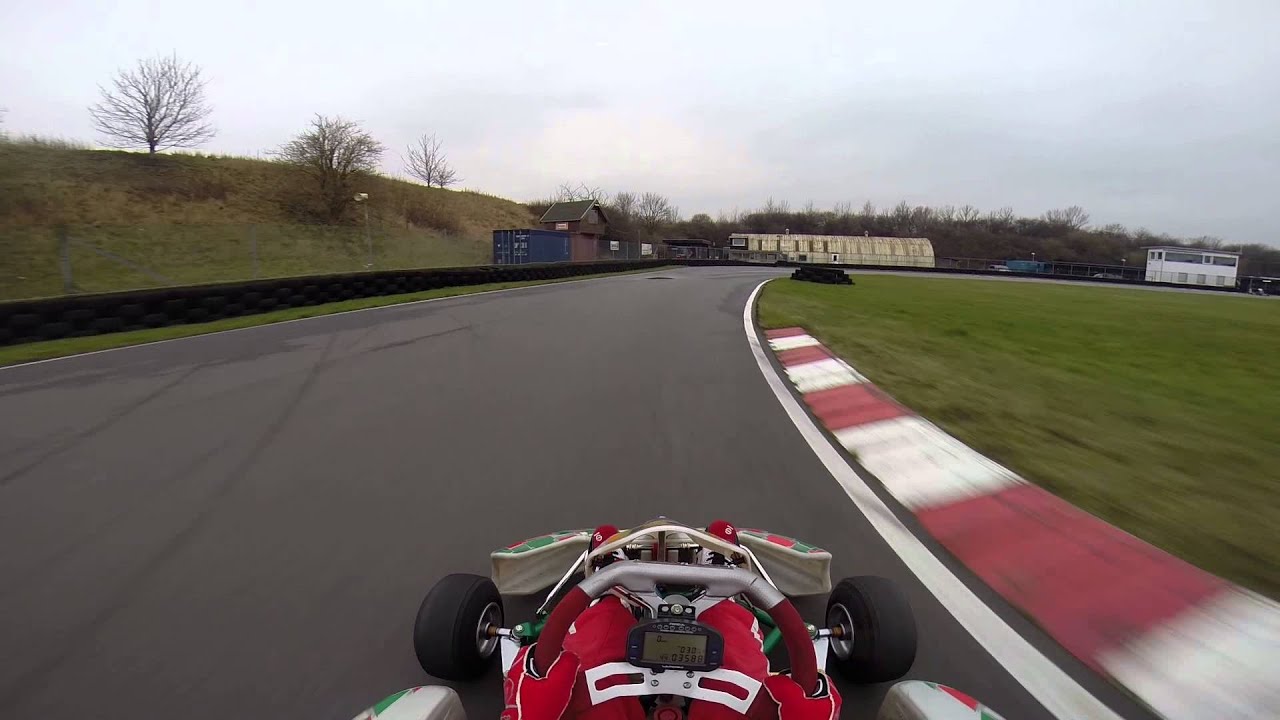 Gokart træning på Københavns gokartbane.