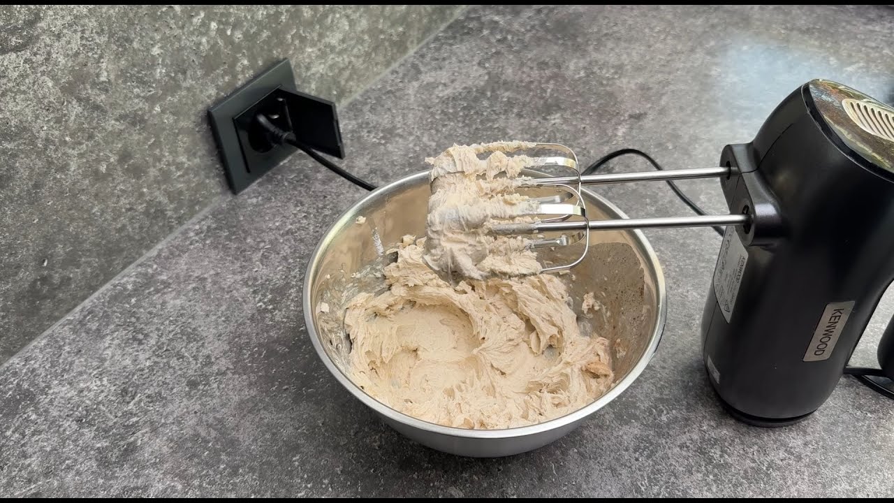 Frischkäse Sahne Creme mit Zimt/Cream cheese with cinnamon