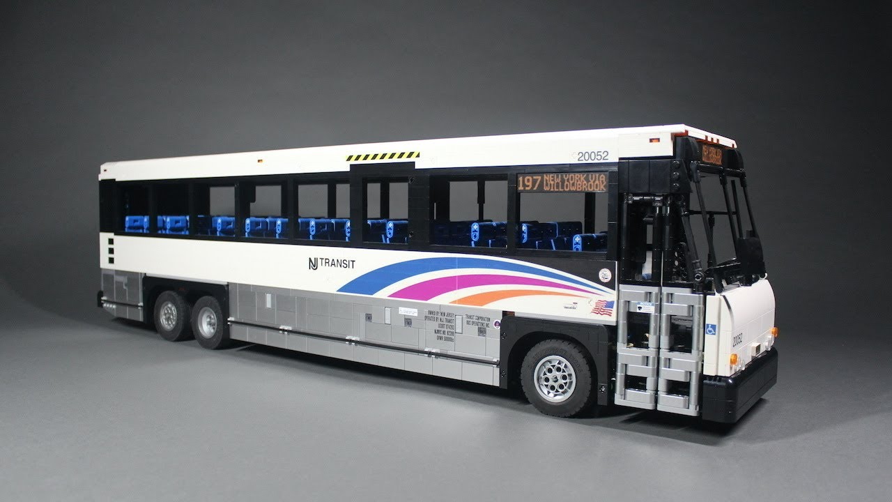 LEGO Motorized MCI D4500CT Commuter Coach (INSTRUCTIONS AVAILABLE)
