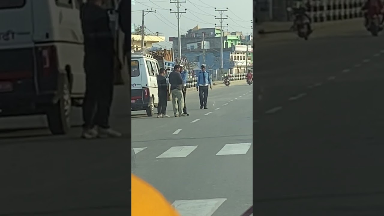 How to get an autorickshaw or taxi in Dhangadhi right now?