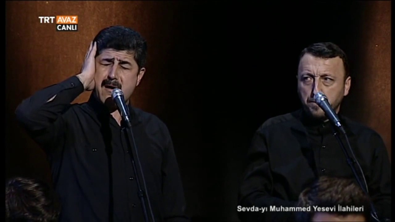 Ezan - Ahmet Uzunoğlu ve Mahmut İslam - TRT Avaz