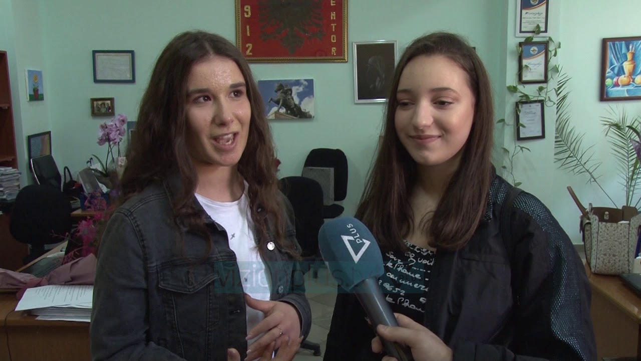 Atmosfera e festës së 7 marsit pushton shkollat - News, Lajme - Vizion Plus