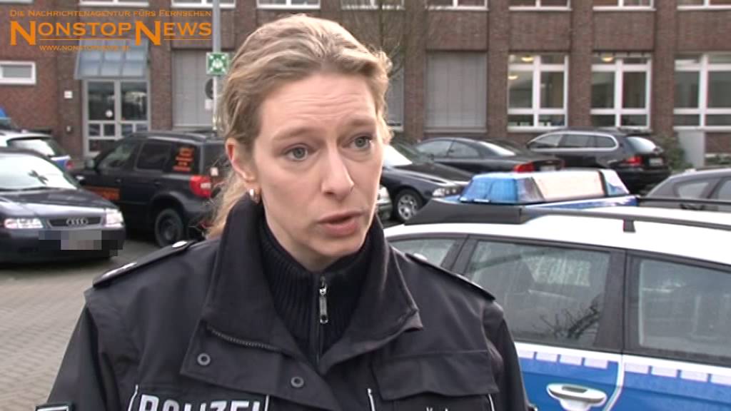 T&uuml;ckische Stra&szlig;engl&auml;tte trotz Plusgraden (27.01.2015)