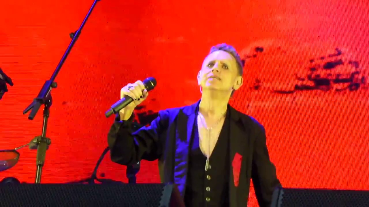 Depeche Mode - Shake the Disease - Martin L Gore - Hannover 12.06.2017 - Front of Stage - HD
