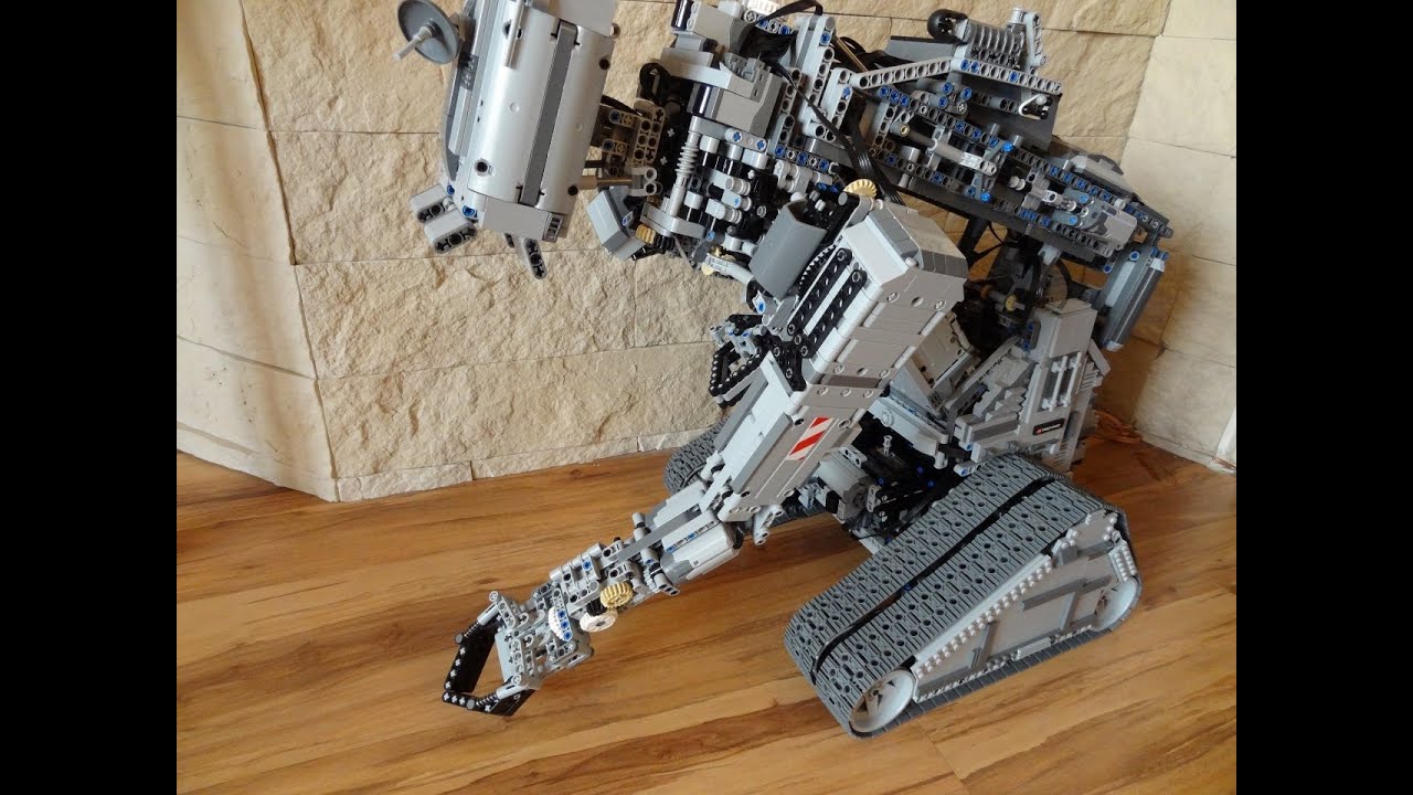 Lego JOHNNY 5, motorized 24 functions