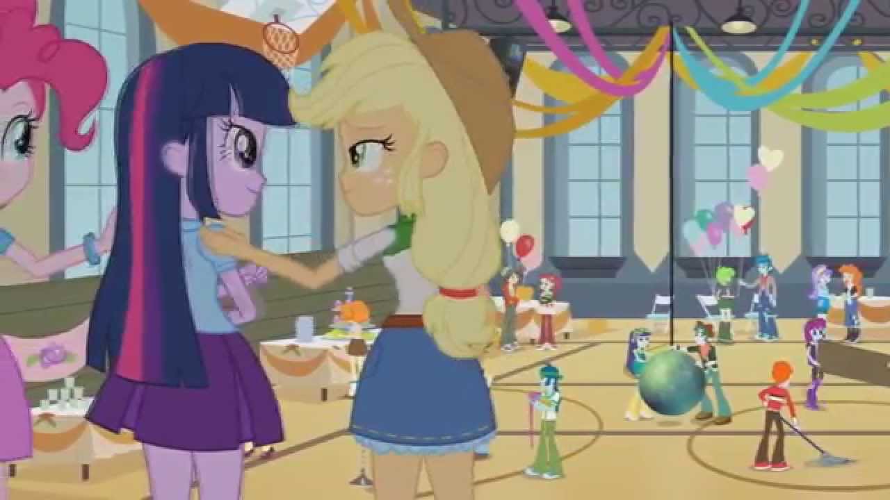 Equestria Girls -  Fixer upper