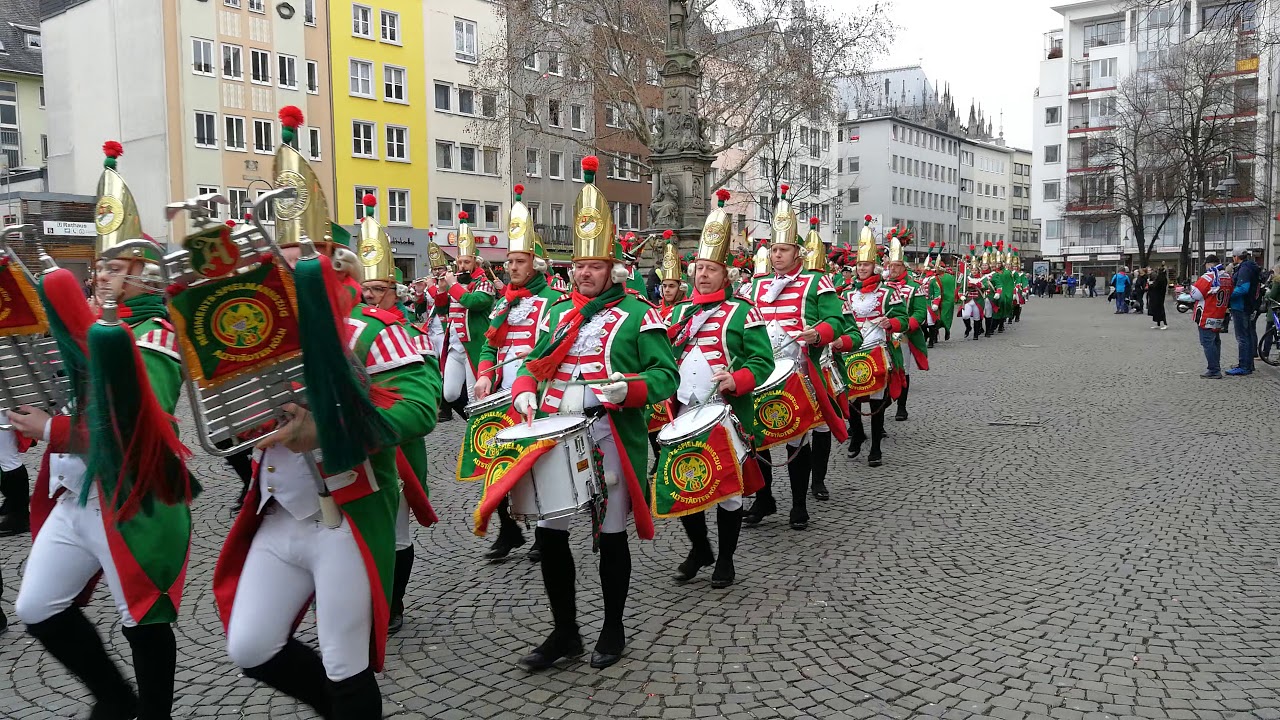 Aufzug des Altstädter-Korps zur Wagenübergabe 2019