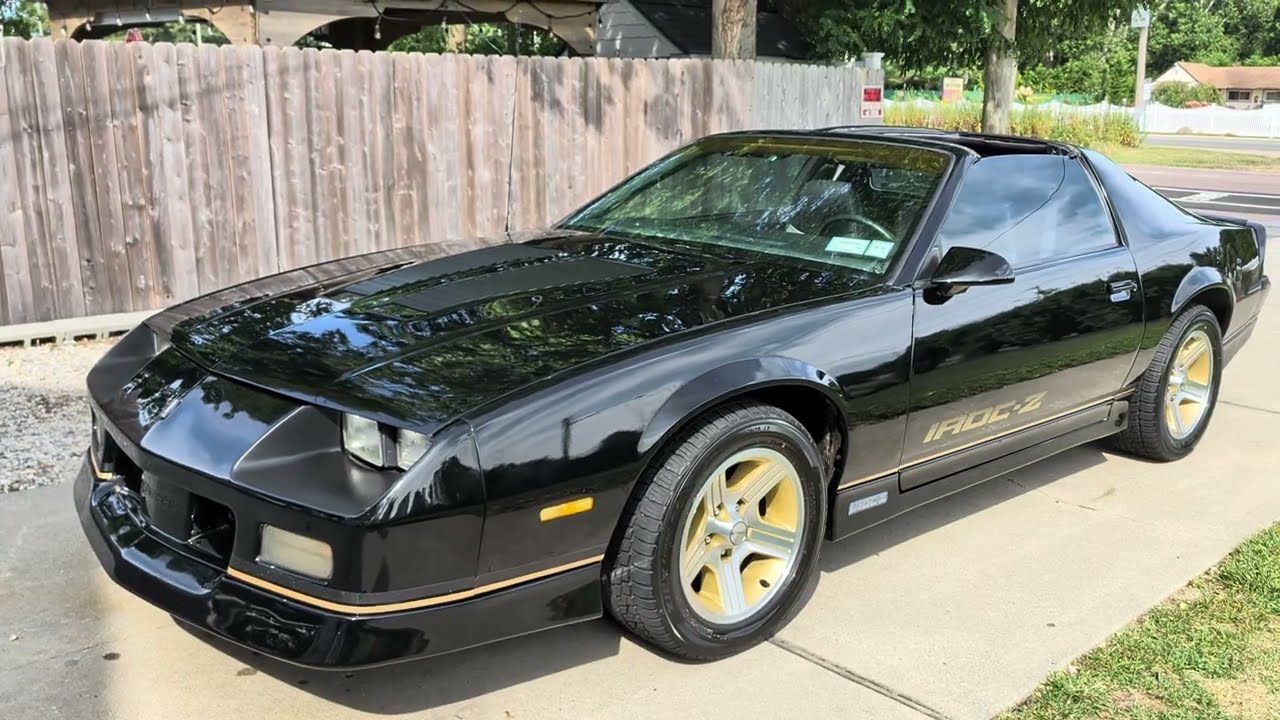 Iconic 1986 Camaro Z28 IROC For Sale~Built 355 w/ 400hp/450tq~T-56, 6 Speed~New Paint & T-Tops🔥