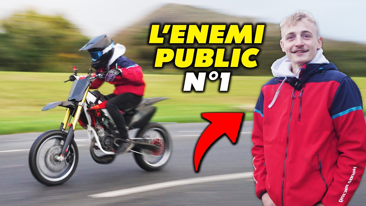 PAS COPAIN avec les GENDARMES ! 👮 La 50 cc la moins homologu&eacute;e du monde 🤣