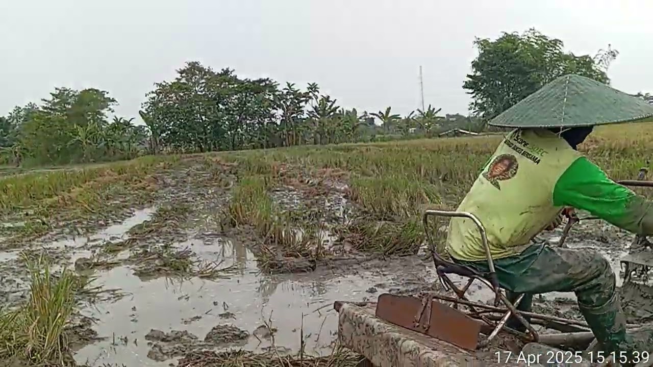 MODIF TRAKTOR UNTUK LAHAN EXSTIM