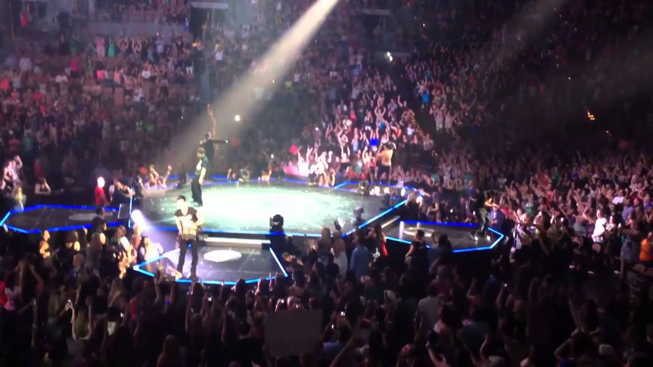 New Kids On The Block (NKOTB) LIVE - The Package Tour Concert in Las Vegas July 6, 2013 - PART 2