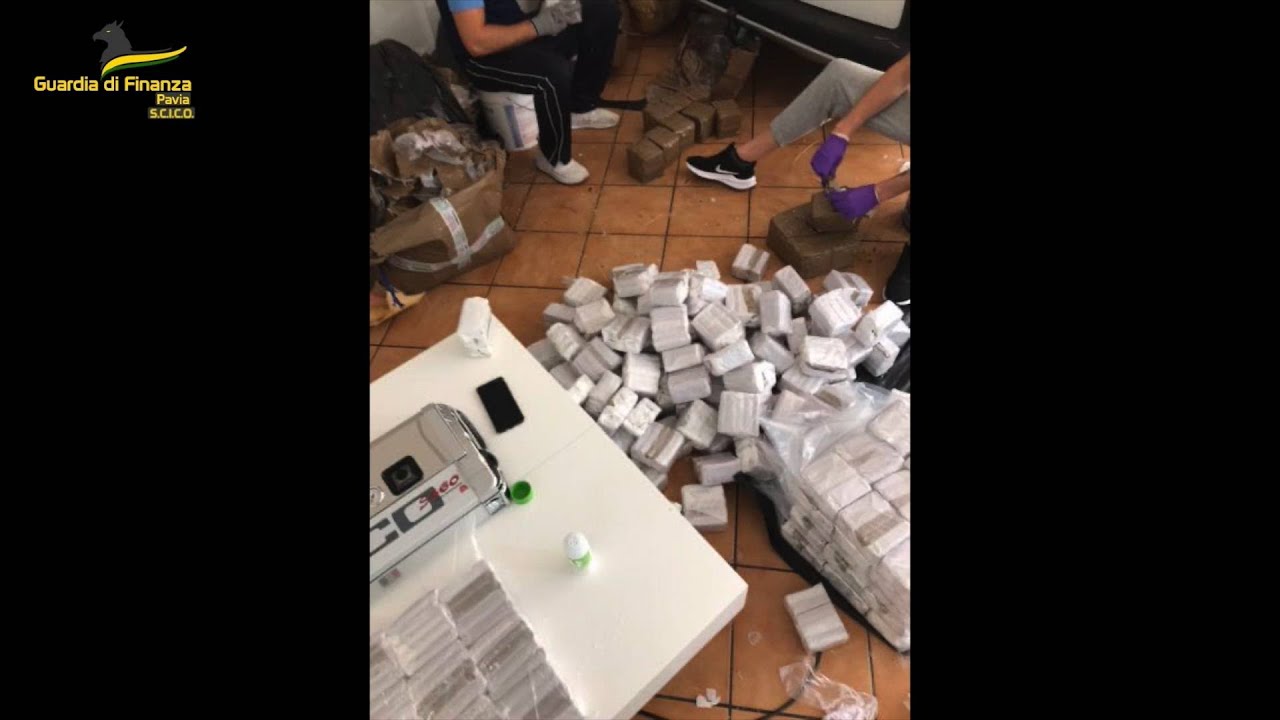 Droga da Marocco e Spagna a Milano, 20 arresti della Gdf di Pavia