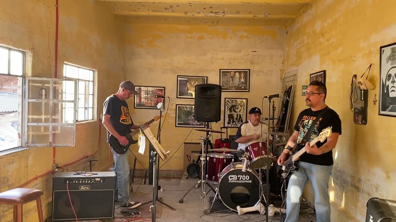 7. Weezer - Say it Ain’t So (Cover by f0r3v3r 07/07/2027)
