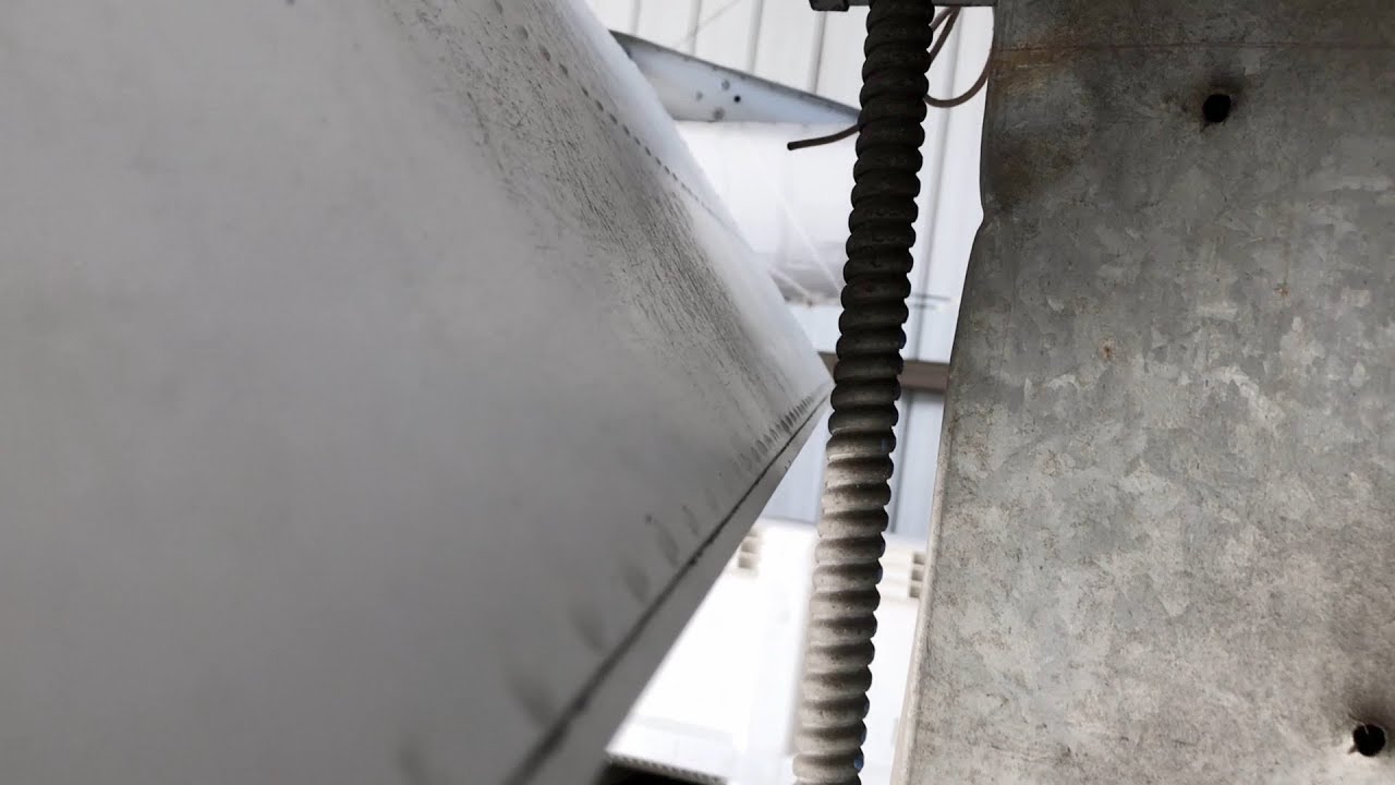 Tight fit in hangar!