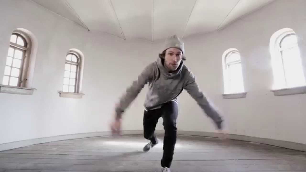 Mund de Carlo - Flyver