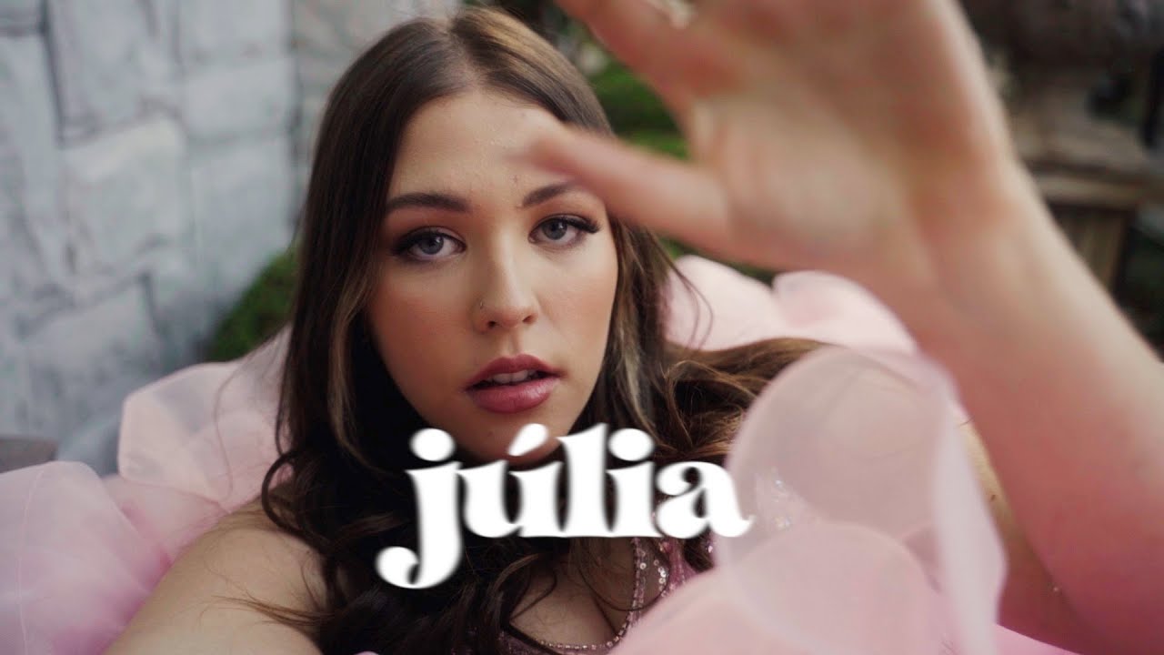 j&uacute;lia isabelle v&iacute;deo portrait 15 anos, hotel colline de france @planejamentoviagem